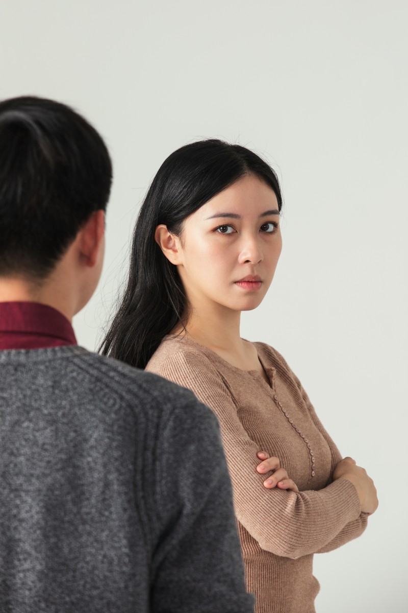 Shenzhen Marriage and Family Lawyer: If remarried couples agree that property belongs to each party, who pays for medical expenses if one gets sick?